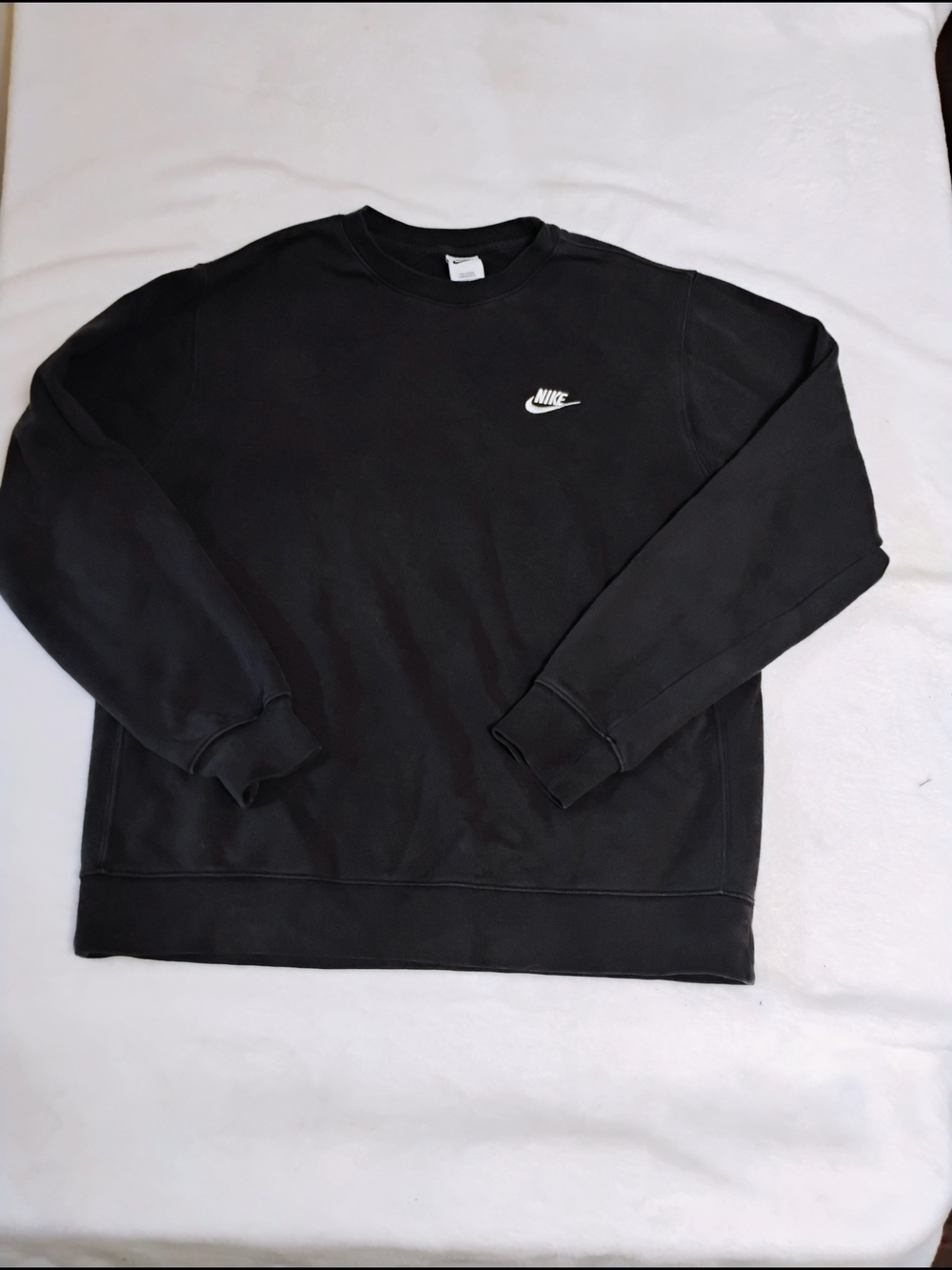 Nike Men's Black Crewneck Sweatshirt